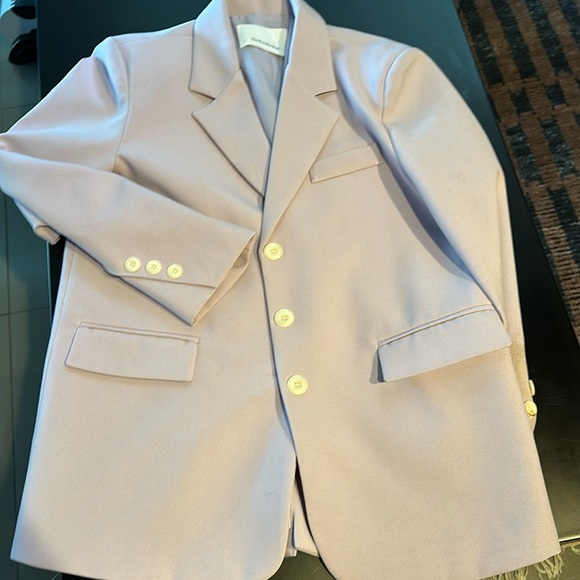 Frankie Shop Blazer, lilac colour, barley worn - Picture 3 of 4